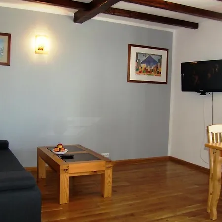 Mazurski Zakatek-apartamenty Mikołajki