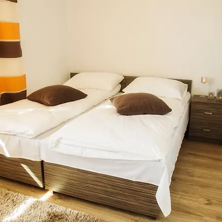 Mazurski Zakatek-apartamenty Affittacamere 3*