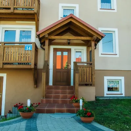 Mazurski Zakątek-apartamenty Pensjonat Mikołajki